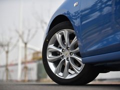 2017款 1.4T 两厢双离合领锋版