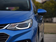 2017款 1.4T 两厢双离合领锋版