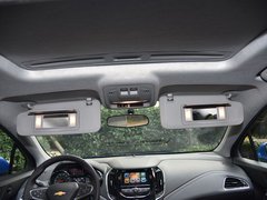2017款 1.4T 两厢双离合领锋版
