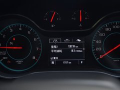 2017款 1.4T 两厢双离合领锋版