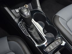 2017款 1.4T 两厢双离合领锋版