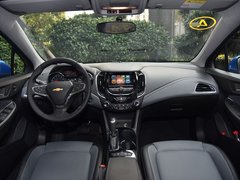 2017款 1.4T 两厢双离合领锋版