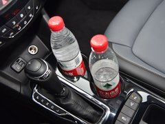 2017款 1.4T 两厢双离合领锋版