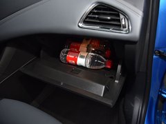 2017款 1.4T 两厢双离合领锋版