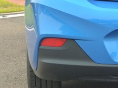 2017款 1.4T 两厢双离合领锋版