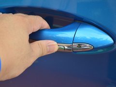 2017款 1.4T 两厢双离合领锋版