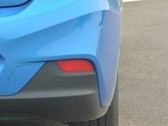 2017款 1.4T 两厢双离合领锋版