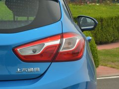 2017款 1.4T 两厢双离合领锋版
