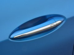 2017款 1.4T 两厢双离合领锋版