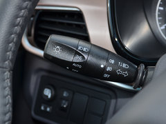 2017款 1.5L 智臻型
