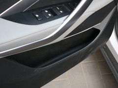 2017款 1.5L 手动时尚型