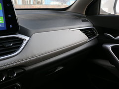 2017款 1.5L 手动时尚型