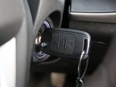 2017款 1.5L 手动时尚型