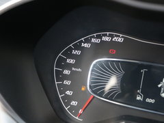 2017款 1.5L 手动时尚型