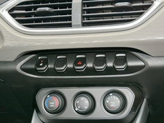 2017款 1.5L 手动舒适型