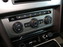 2017款 380TSI 四驅(qū)縱行版
