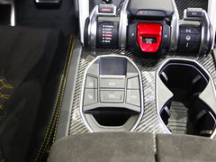 2018款 4.0T V8