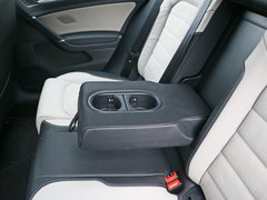 2017款 230TSI 自动豪华百万辆纪念版