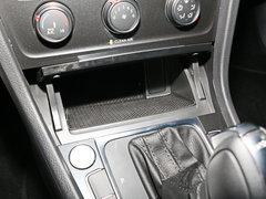 2017款 230TSI 自动豪华百万辆纪念版
