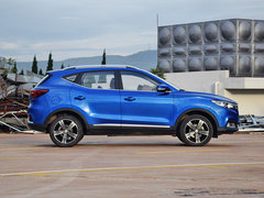 2017款 1.5L 自动尊享互联网版
