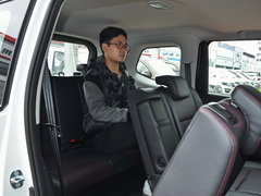 2017款 1.5L 手动尊贵型
