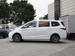 2017款 1.5L 手动标准型
