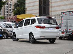 2017款 1.5L 手动标准型