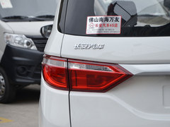 2017款 1.5L 手动标准型