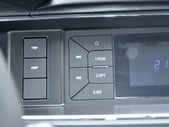 2017款 1.5L 手动标准型