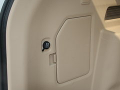 2017款 2.0T 自动四驱汽油至尊版5座
