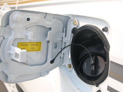 2017款 2.0T 自动四驱汽油至尊版5座
