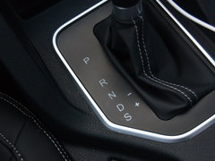 2017款 1.6L 自动尊贵型