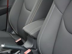 2017款 1.6L 自动尊贵型