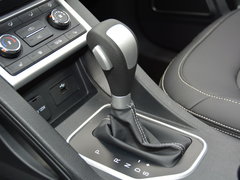 2017款 1.6L 自动尊贵型