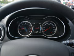 2017款 1.6L 自动尊贵型