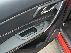 2017款 1.6L 自动尊贵型