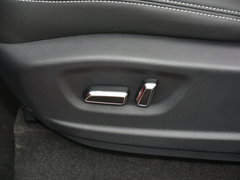 2017款 1.6L 自动尊贵型
