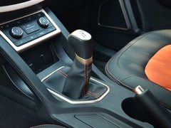 2017款 1.6L 手动尊贵型