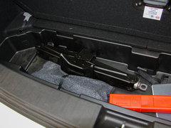 2017款 2.0T 自动尊荣型