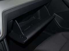 2017款 1.6L 自动风尚版