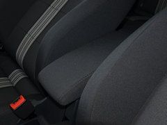 2017款 1.6L 自动风尚版