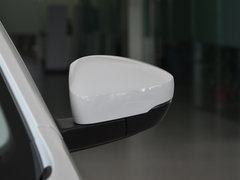 2017款 1.6L 自动风尚版