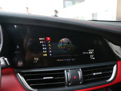 2017款 2.9T 510HP 四叶草版