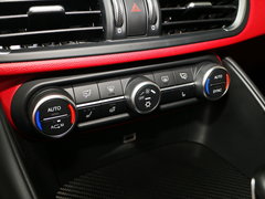 2017款 2.9T 510HP 四叶草版