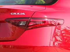 2017款 2.0T 280HP 豪华版