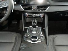 2017款 2.0T 280HP 豪华版