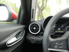 2017款 2.0T 280HP 豪华版