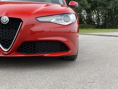 2017款 2.0T 200HP 豪华版