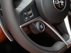 2017款 2.0T 200HP 豪华版