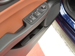 2017款 2.0T 200HP 豪华版